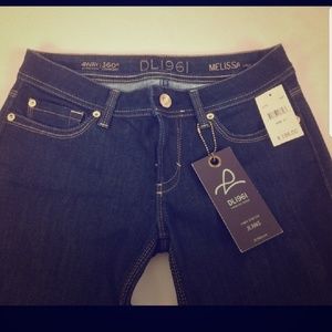 Dl1961 NWT Melissa Wide Leg Mariner Jeans